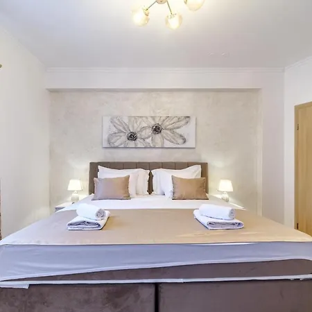 Luxury Apartmens Sebastijan&Karlo Split Exterior photo